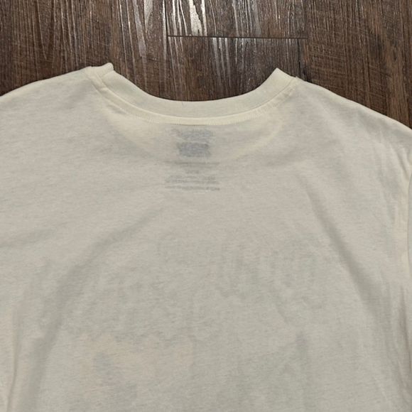 Tom and Jerry Women’s SIZE Small Short Sleeve T-shirt ivory (beige Rhinestones - Picture 3 of 8